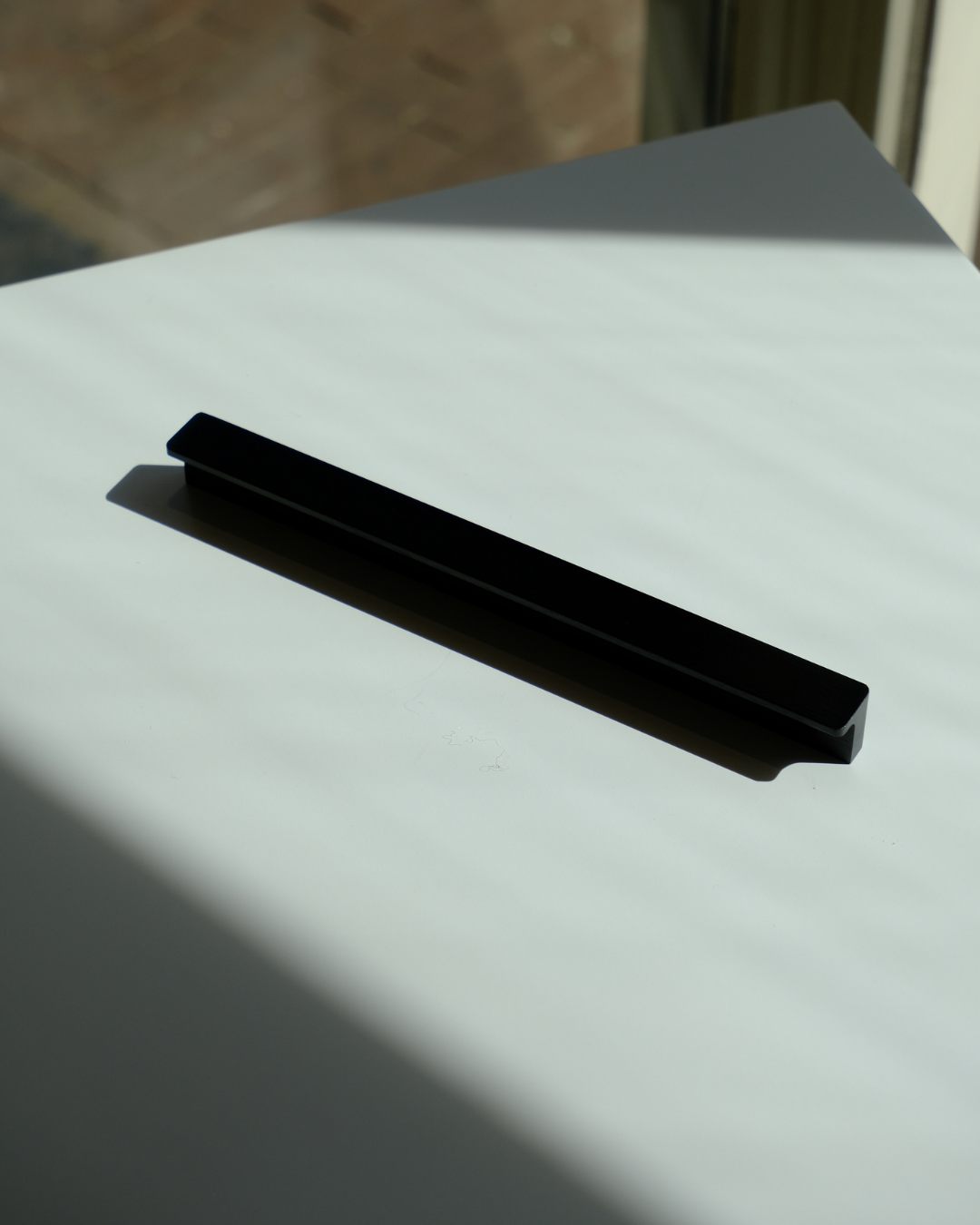 Elan Handle