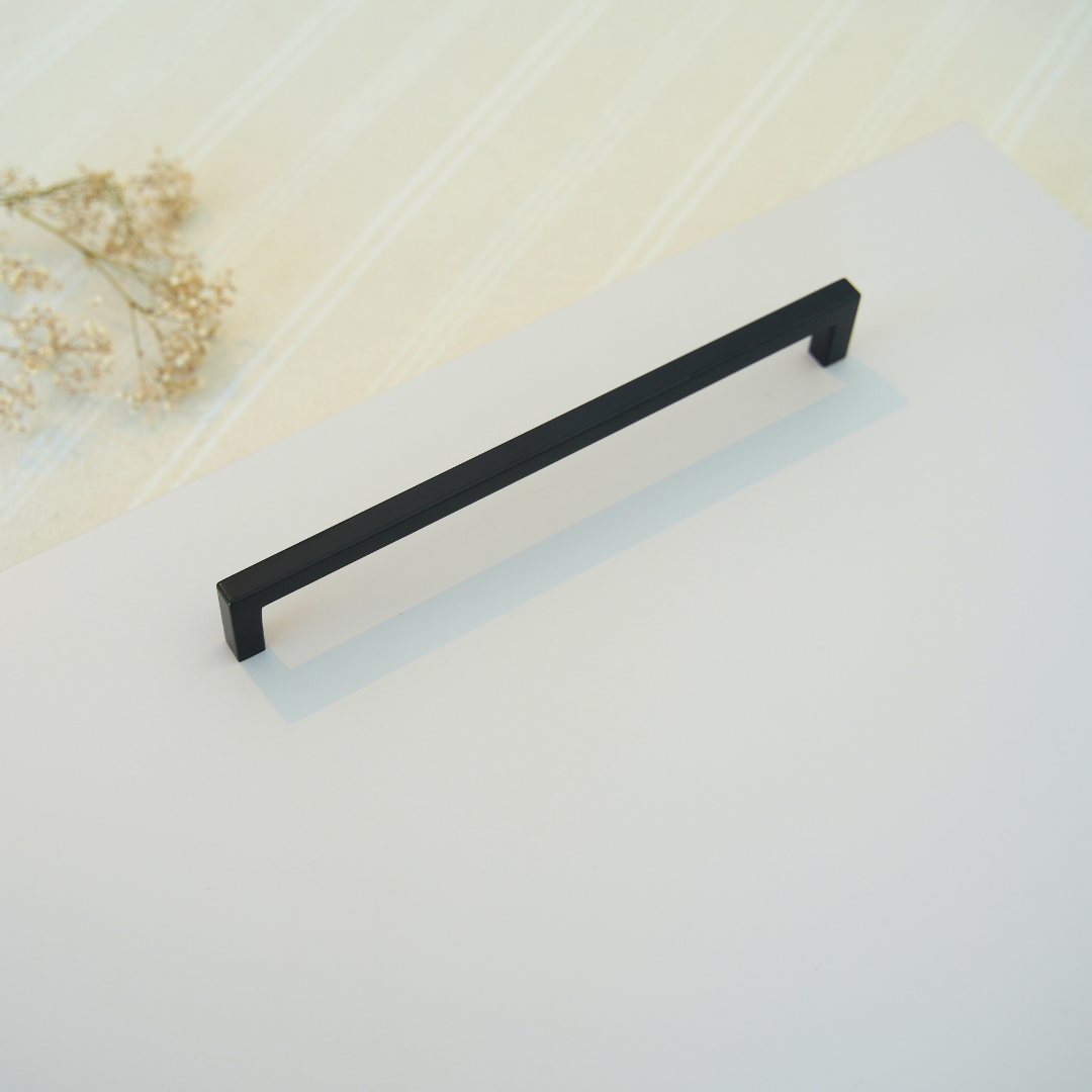 Straight Handle