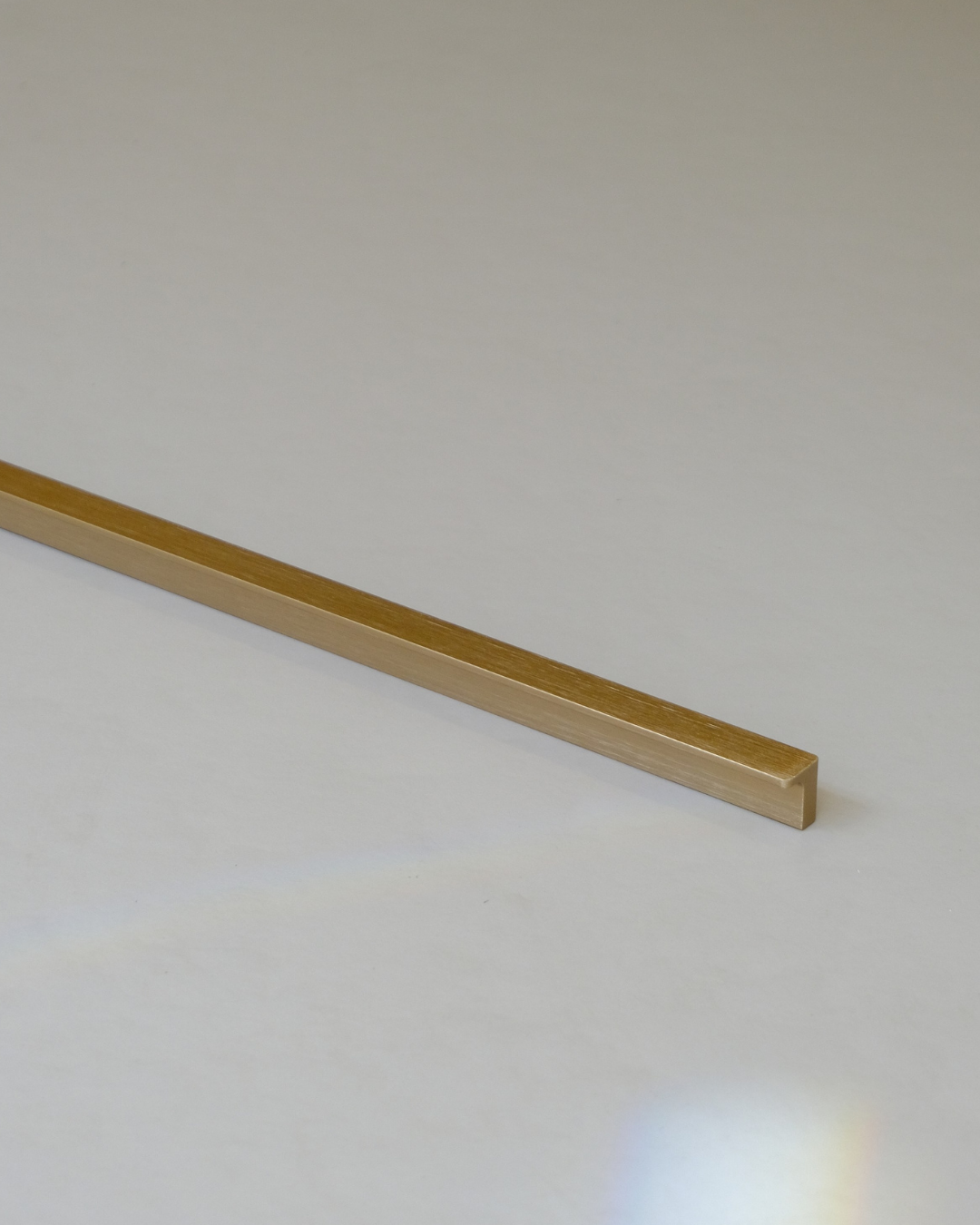 Elan Handle