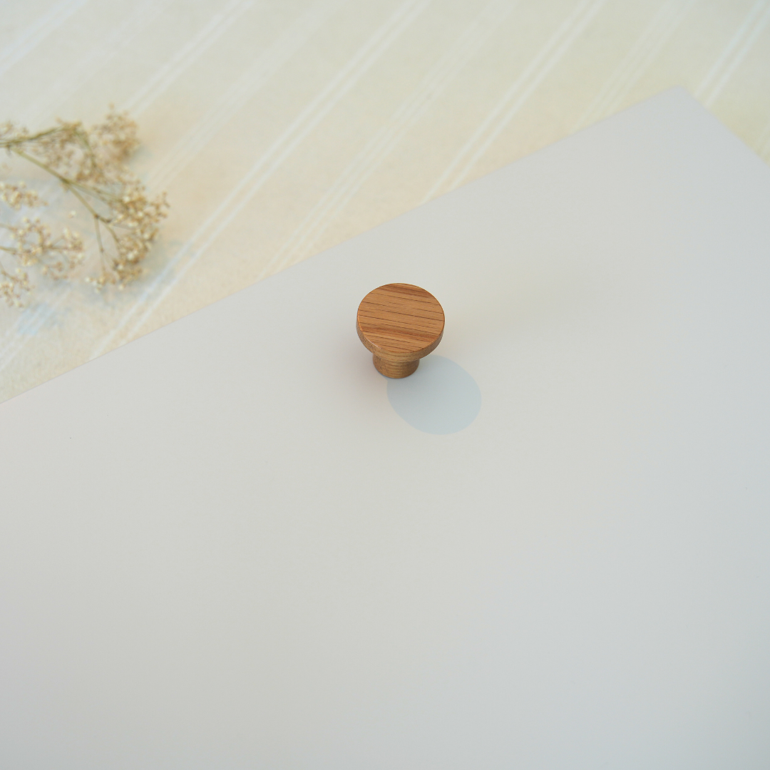 Walnut Knob